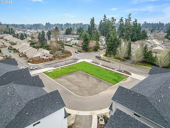 3rd image of 16948 SW 132nd Ter