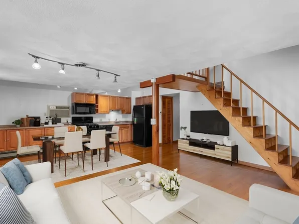 177 Brooks St #C, Boston, MA 02128