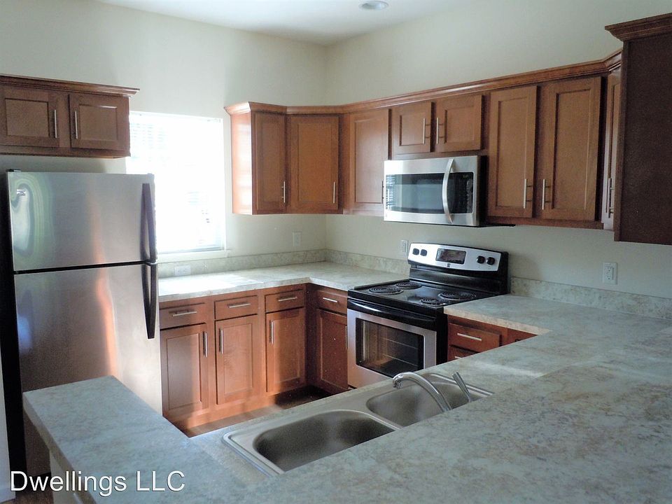 2nd image of 1303 W Allen St APT 17