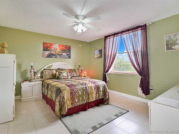 4th image of 10000 NW 80th Ct APT 2536