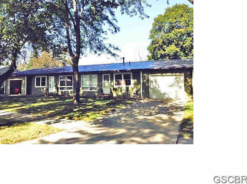1st image of 926/930 E Lewis St