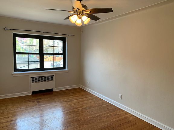 3rd image of 3972 Parker Ave #G