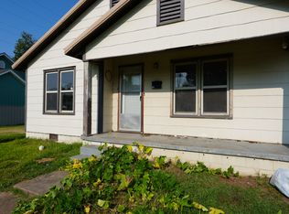 106 S 2nd St, Eufaula, OK 74432