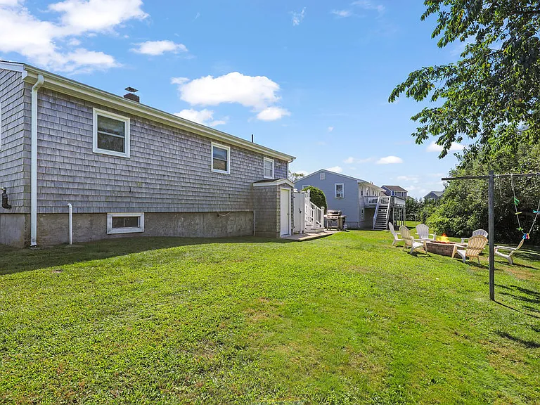 31 Cypress Ave — Photo 22