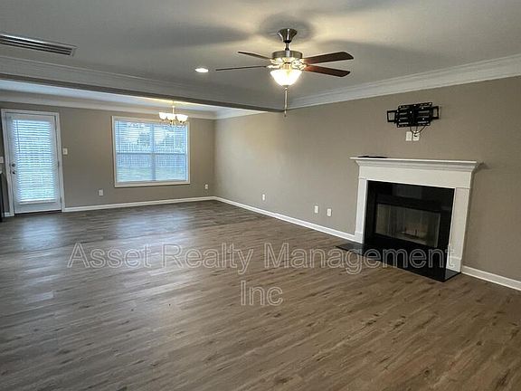 2nd image of 8107 Cambridge Reserve Dr