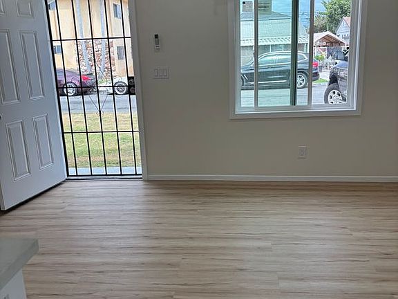 2nd image of 12437 Rose Ave