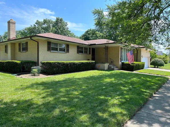 8715 Linden Ave, Munster, IN 46321