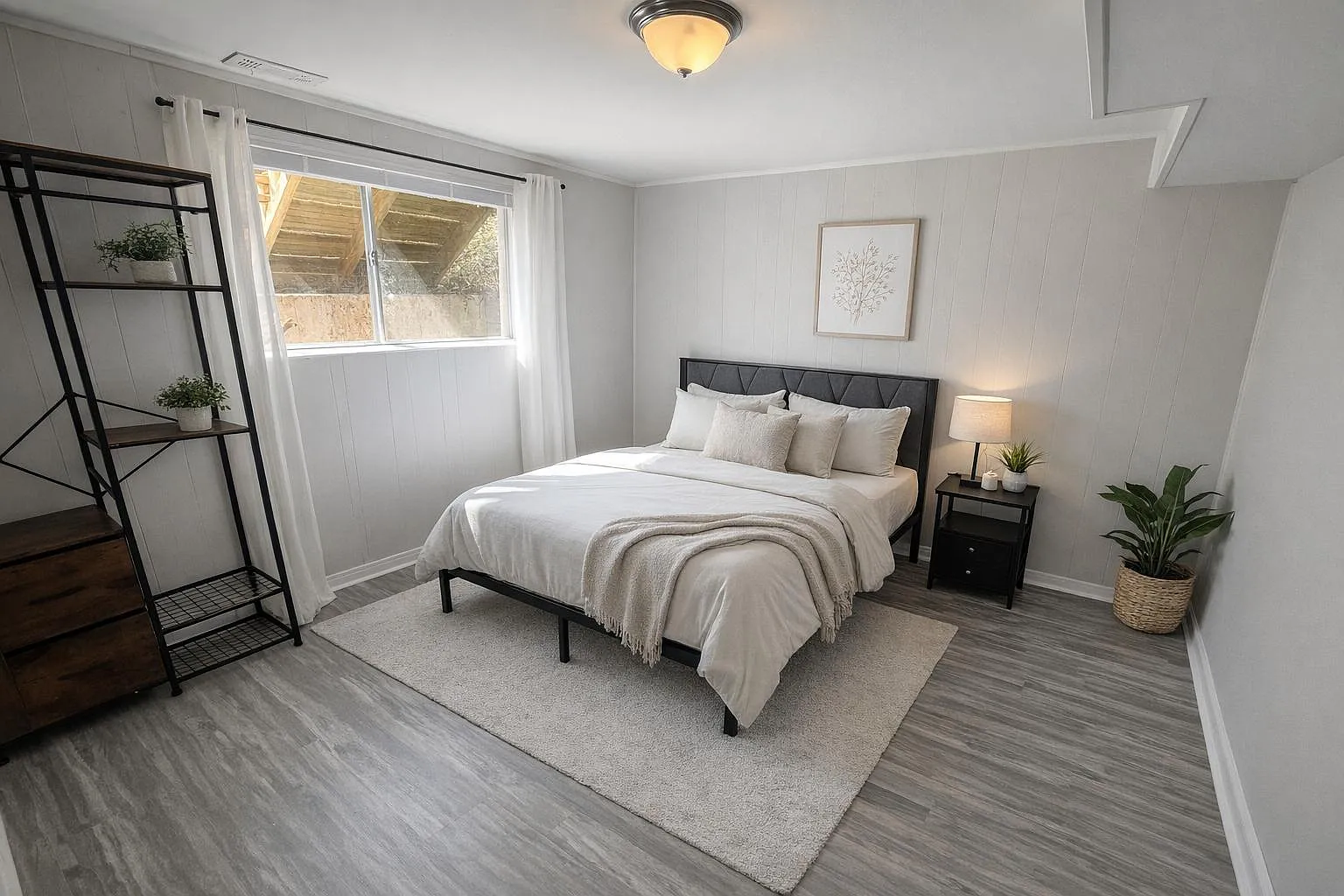 4 bed, 3.0 bath, 2000 sqft, $667 — Photo 1