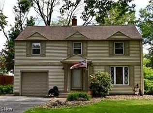 1528 Sunset Dr NE, Warren, OH 44483