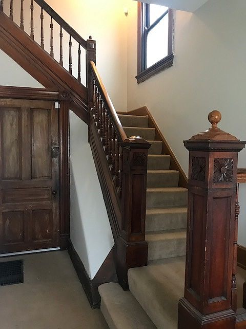 1st image of 711 Considine Ave #2