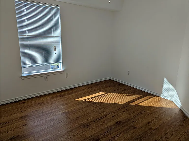 16515 Beckland Ln — Photo 12
