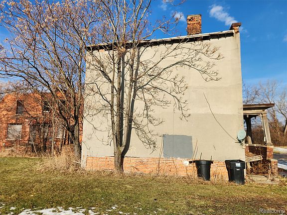 5th image of 3095 17th St