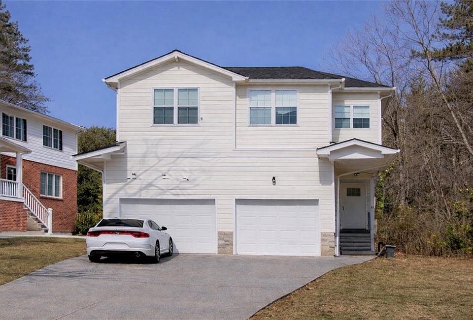 1st image of 2035 Lois Pl NW