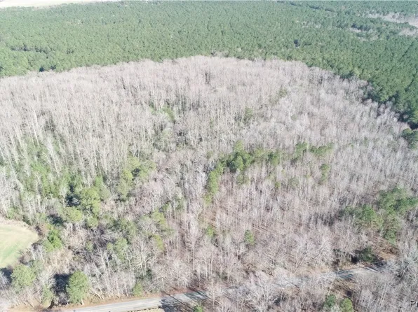 5 Shore Dr #47, Lancaster, VA 22503