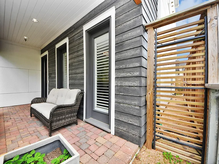 8724 Oak Kolbe Ln — Photo 9