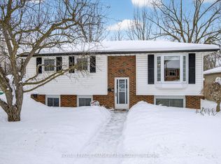 491 Chamberlain St, Peterborough, ON K9J 4L3