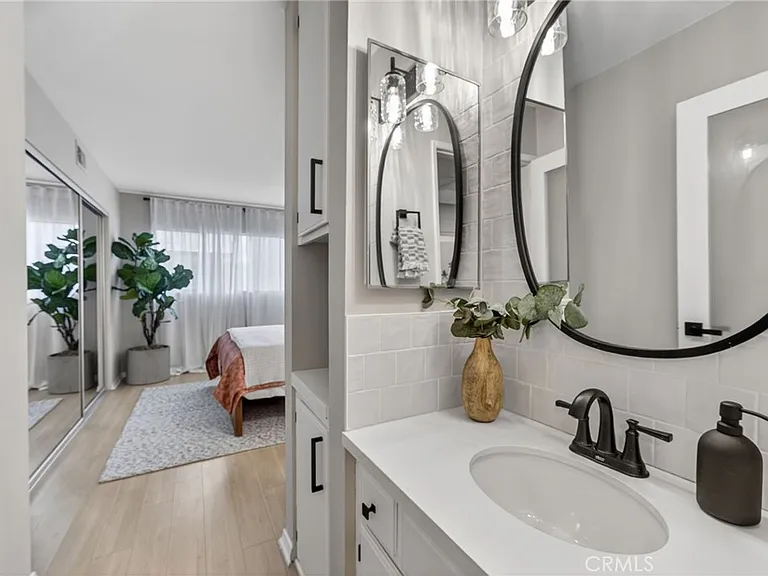 2500 Abbot Kinney Blvd #9 — Photo 18