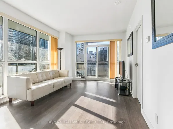 98 Lillian St #1212, Toronto, ON M4S 0A5