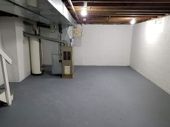 4th image of 3080 Sullivant Ave #1