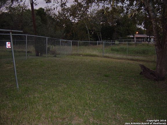 3rd image of 1125 Shadwell Dr