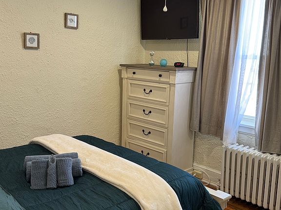 5th image of 33 S Iowa Ave #4