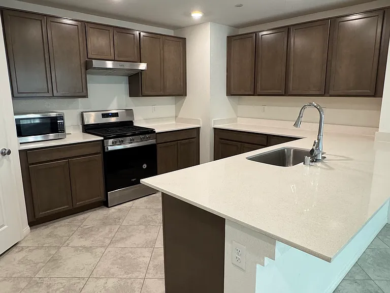 3535 Montepulciano Ln — Photo 4