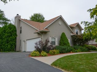 2530 Wexford Rd, Racine, WI 53405