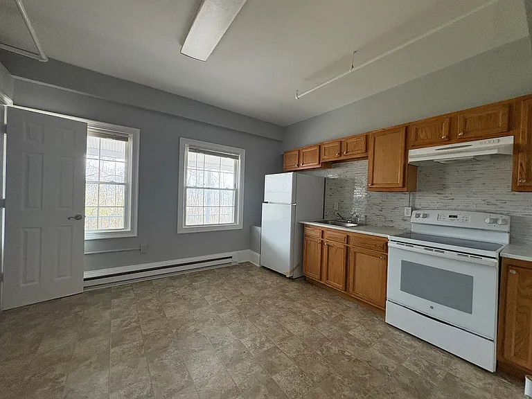 59 Plaza Ave #1CC — Photo 4