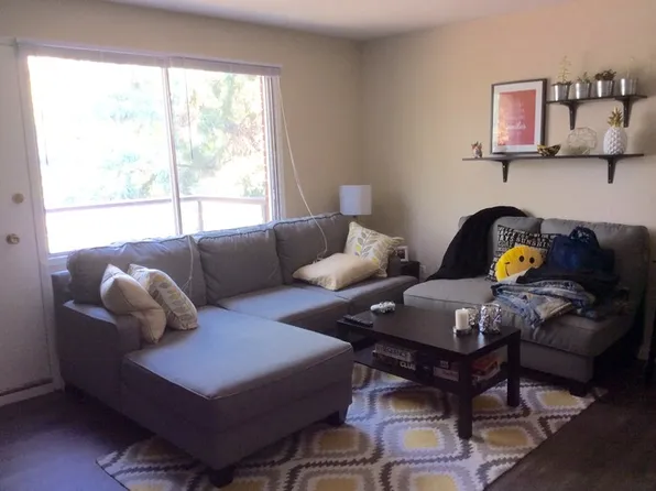 10707 81st Ave NW #204, Edmonton, AB T6E 1Y2