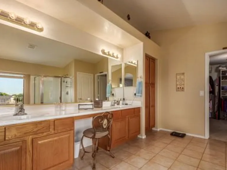 11154 W Sheridan St — Photo 26