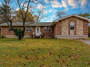 624 Myrtle St, Taneyville, MO 65759