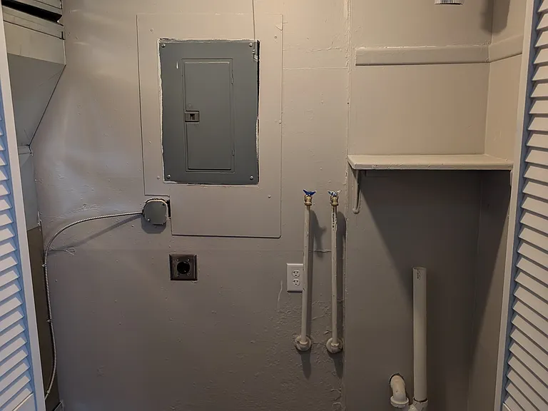 110 Cromwell Pl #3 — Photo 45