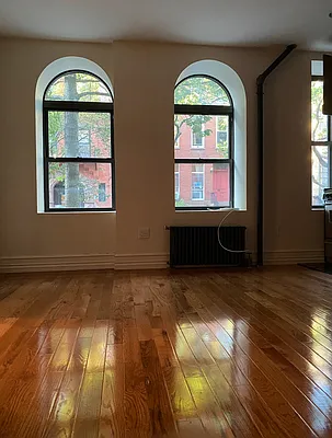 Rented by Geraldine Capasso, LREB | media 10