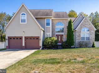 104 Rose Ct, Sicklerville, NJ 08081
