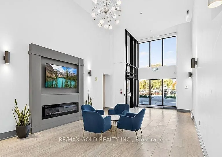 50 Herrick Ave — Photo 4