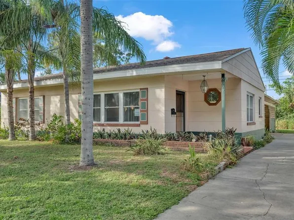 6077 8th Ave N, Saint Petersburg, FL 33710