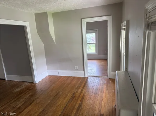 47550 Middle Ridge Rd, Amherst, OH 44001