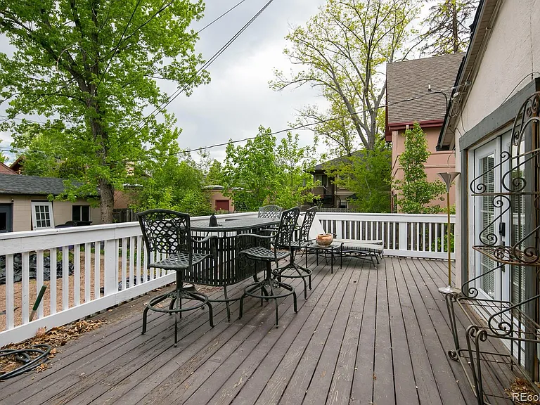 1100 S Clayton St — Photo 8