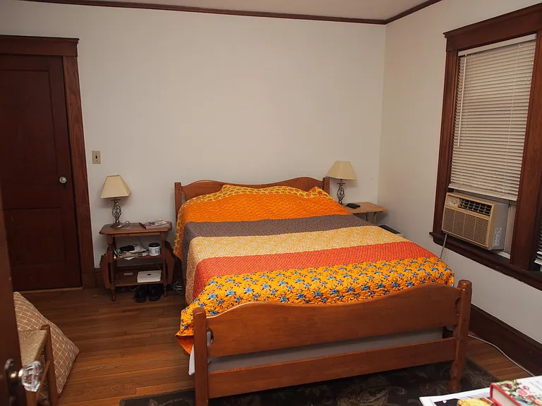 Second bedroom. Picture is from prior tenant