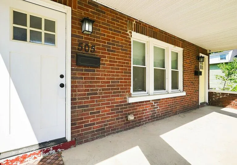 505 Berkeley Rd — Photo 2