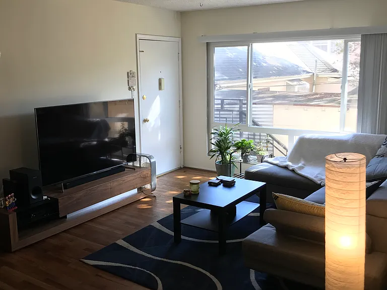 931 N Spaulding Ave #4 — Photo 8