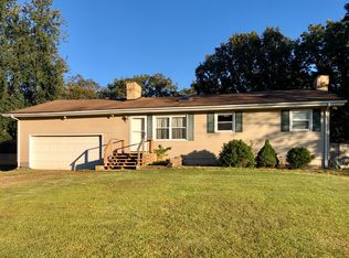 25474 McDonald Dr, Lebanon, MO 65536