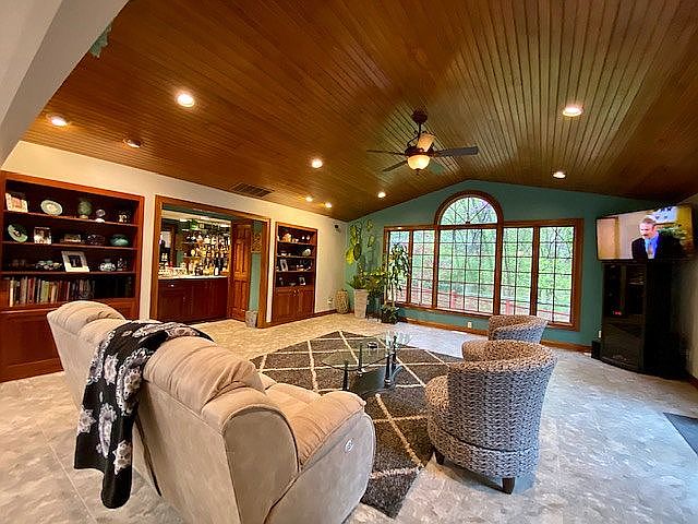 Great room, Great view