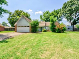 5473 Fernglen St, Memphis, TN 38141