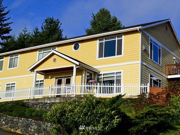 2nd image of 1133 161st Street SW #A