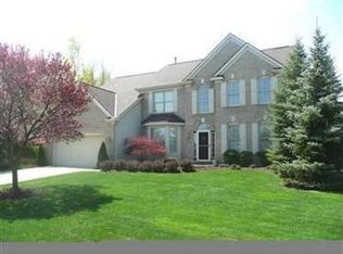 12333 Coopers Run, Strongsville, OH 44136