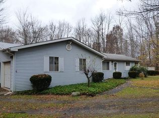 2875 Orangeville Rd, Masury, OH 44438