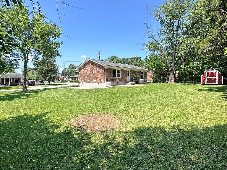 432 Georgia Ave — Photo 17
