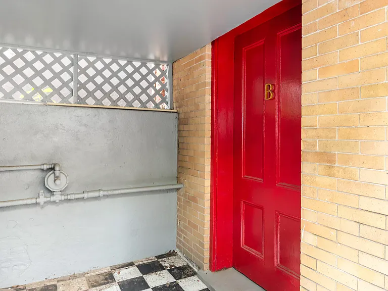 259 Pacific Ave — Photo 3