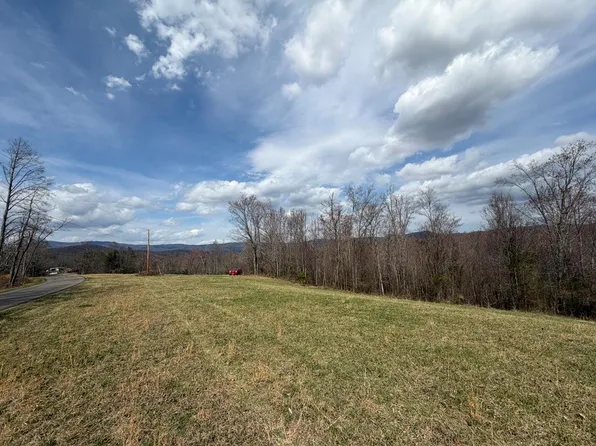 0 Sky View Dr, Ararat, VA 24053